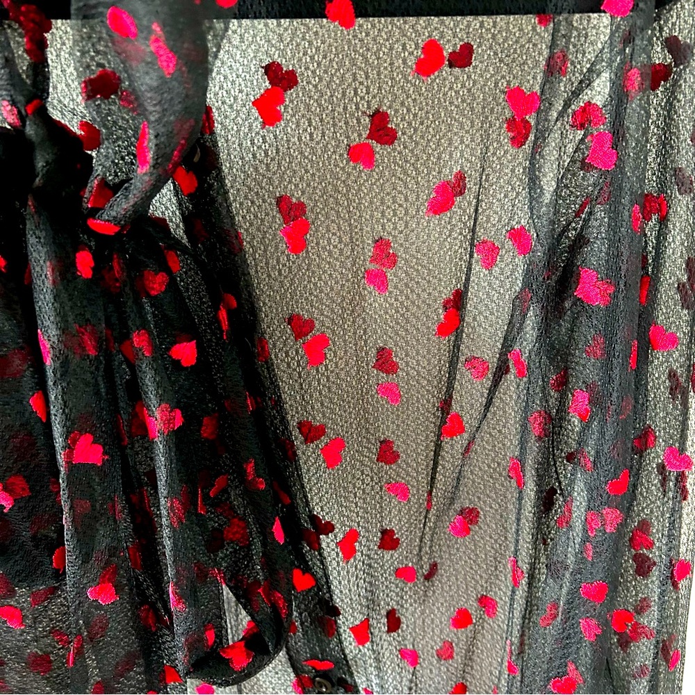 Pussycat bow heart sheer top - Picture 6 of 6